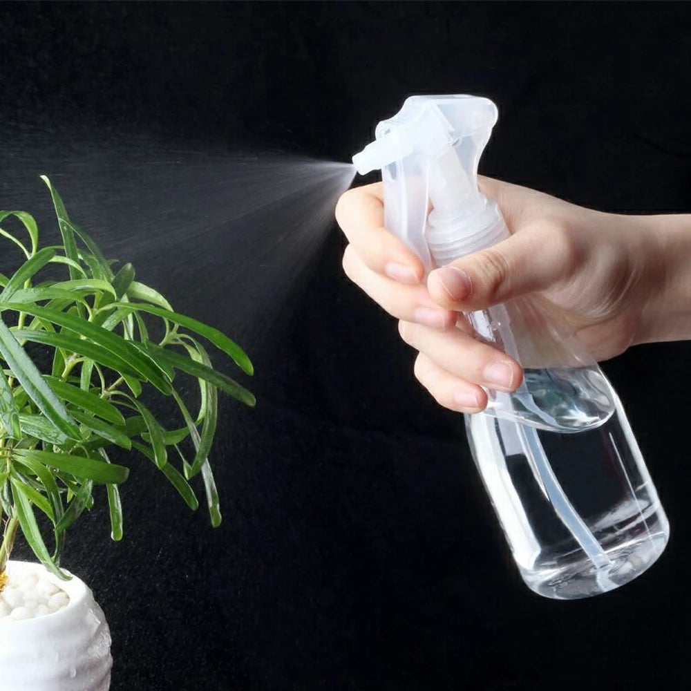 200ml Plastic Trigger Spray Bottle for Cleaning and Gardening